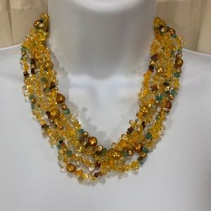 Necklace/ chokers gold